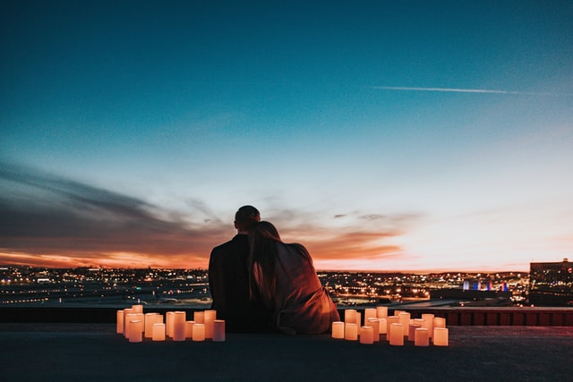 15 Romantic Captions for Instagram